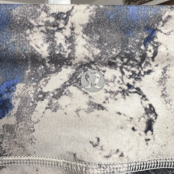 Lululemon Wunder Under Cropped Leggings Multi SZ 6 Yoga Gym Tie Dye Workout - Picture 6 of 7